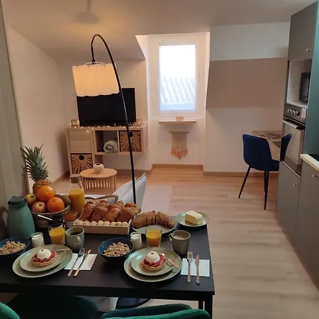 L'emeraude - Boheme Apartment